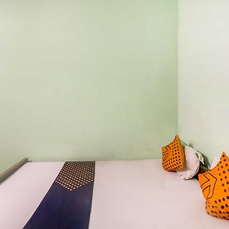 Spot On Mishra Guest House Varanasi Exterior foto
