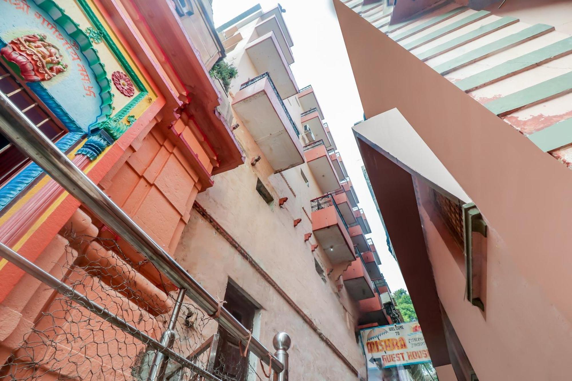 Spot On Mishra Guest House Varanasi Exterior foto